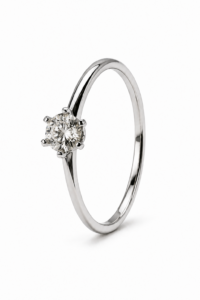 Anillo de compromiso de platino con diamante natural talla brillante de 0,50 ct